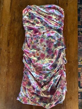 Le Château Pastel Watercolor Satin Ruched Strapless Dress – Romantic Size Small